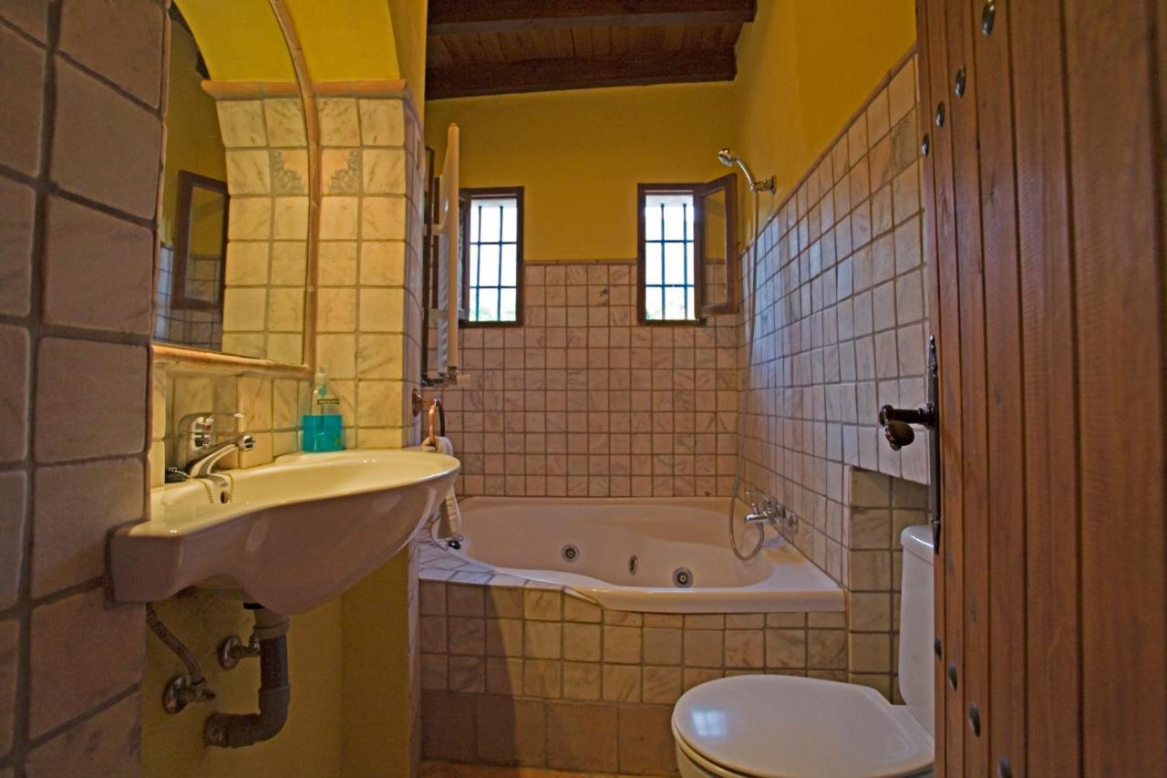 Villa La Torre Rocabella Эль-Чорро Экстерьер фото